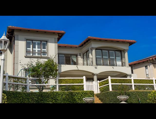 3 BEDROOM HOUSE FOR SALE IN UMHLALI GOLF ESTATE
